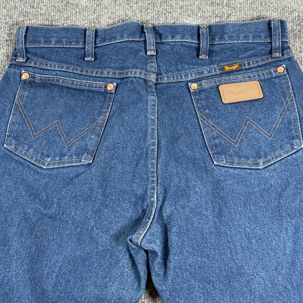 Wrangler Jeans Mens 35x32 33x31 Blue Denim Classic Fit Straight Leg Western